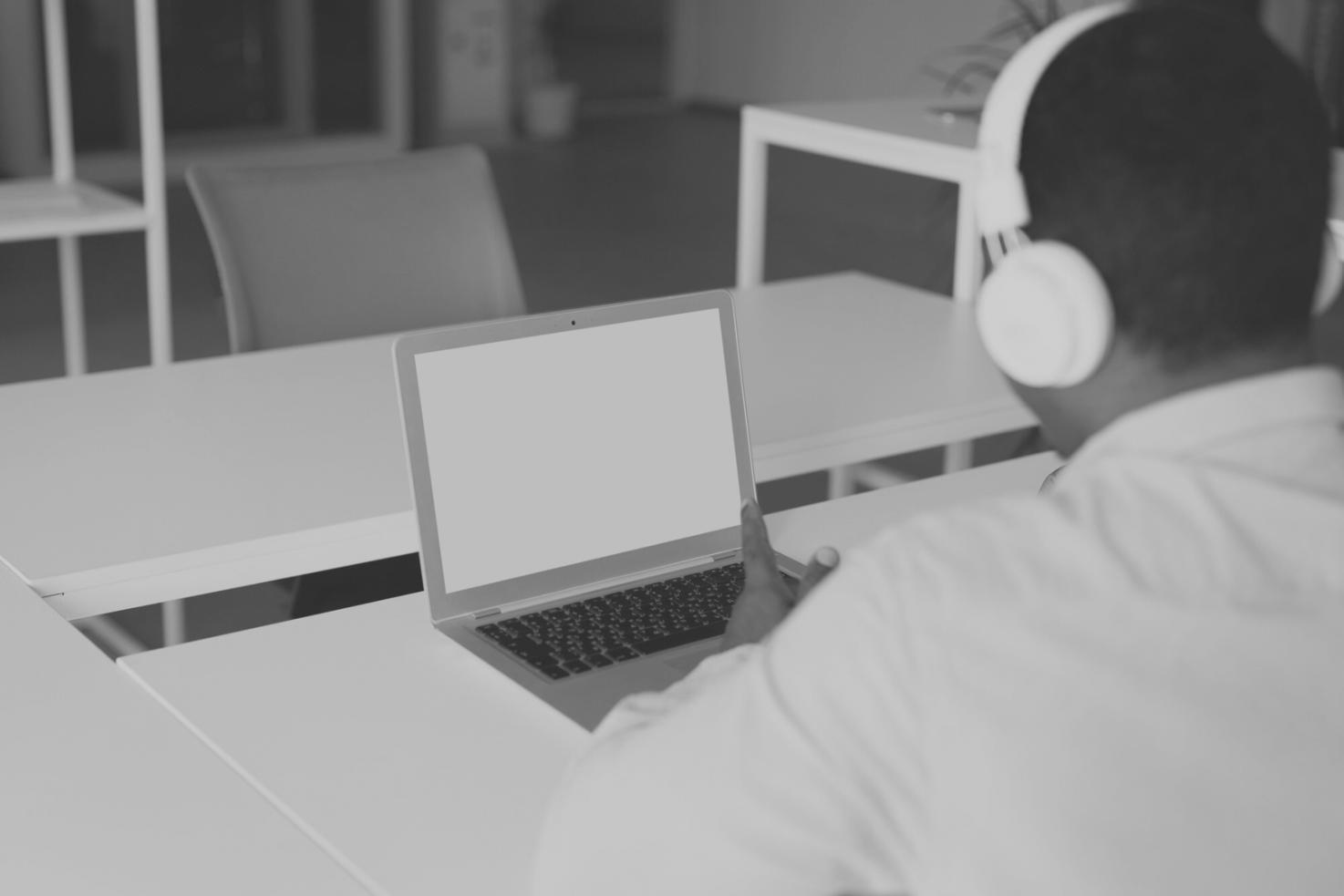Analyse approfondie des documents financiers